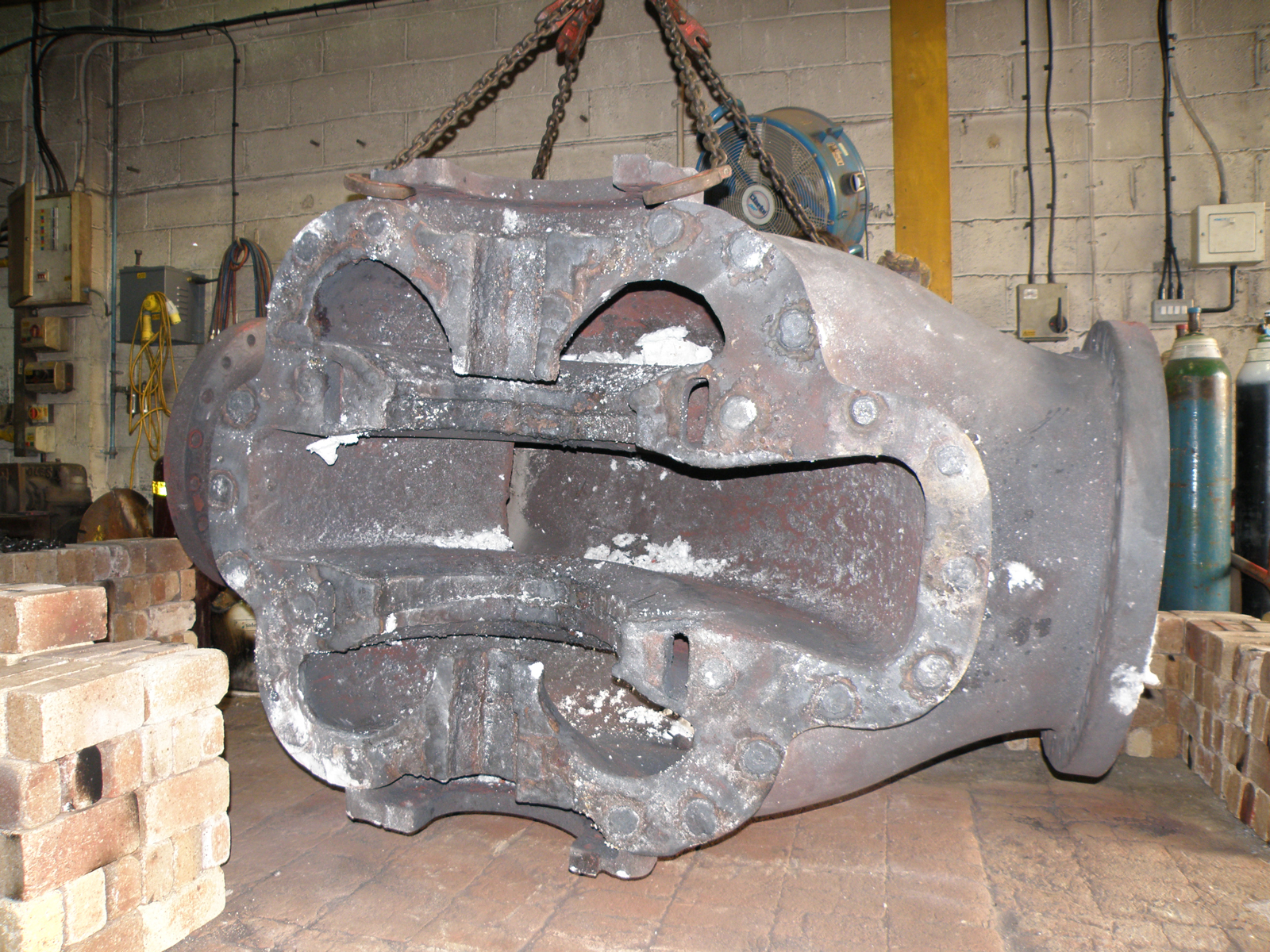 8 Ton Pump Repair Bahrain Cast Iron Welding Services Offer Global Casting Repairs on Cast Iron